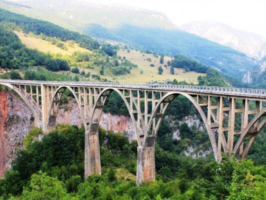 Каньоны Черногории 