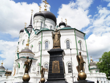Воронеж - гостеприимный, исторический и удивительный.