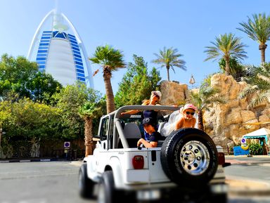 Дубай в лучшем виде: фототур на ретроджипе