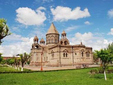 Из Еревана в духовную столицу Эчмиадзин