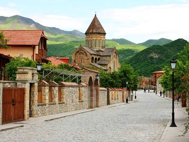 Монастырь Джвари, конная прогулка и улицы старого Тбилиси