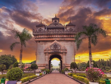 Вьентьян — врата в Лаос