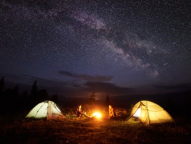 Под звёздами Кавказа: ночь у озера в горах
