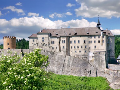 Групповой тур из Праги в Кутна Гору, Костницу и крепость Штернберк