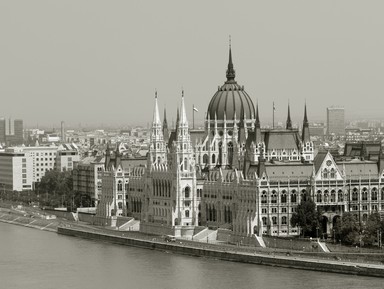 Разобраться в кровавых событиях Будапешта 1956 года
