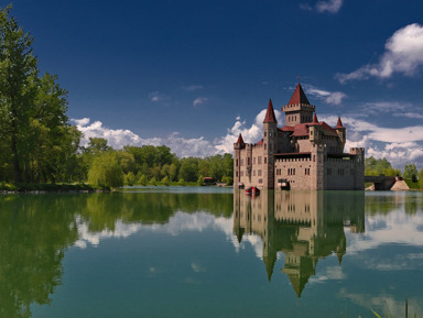 Замок на воде «Шато Эркен»