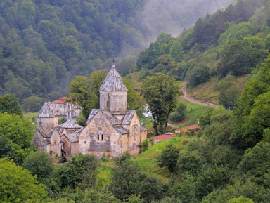 Монастыри зелёного Дилижана: Агарцин и Гошаванк