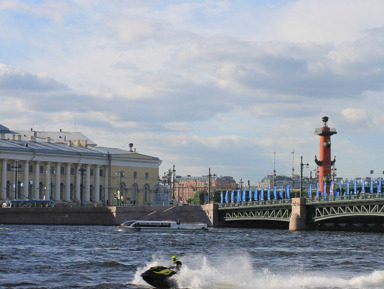 Аудиоэкскурсия для знакомства с Петербургом: прогулка от Биржи к Адмиралтейству