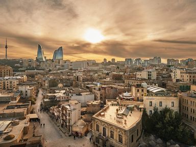 5 религий Баку. По улицам города — сквозь века