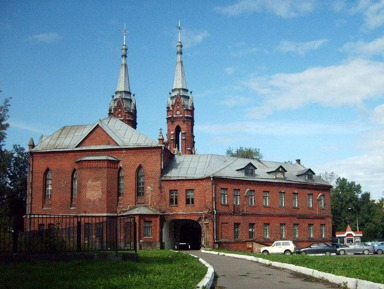 Экскурсия в Рыбинск: Петербург в миниатюре