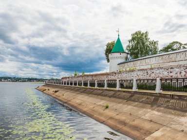 Знакомая и неизведанная Кострома — на комфортном минивэне