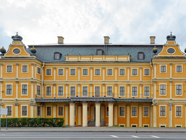 Экскурсия по дворцу Меншикова