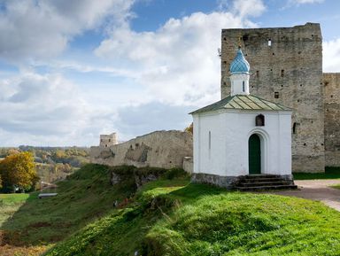Старый Изборск и Псково-Печерский монастырь: путешествие к истокам Руси
