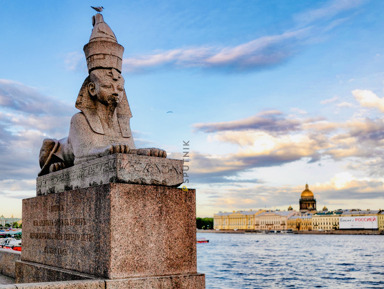 Три острова, семь мифологий. Петербург