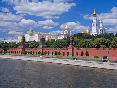 Темна вода в Москве-реке (тайны Боровицкого холма)