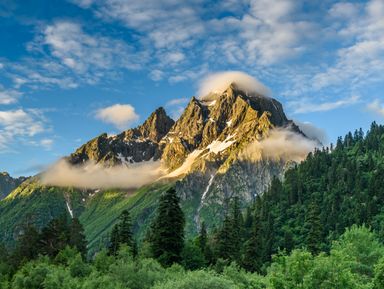 Поход на пик Бзерпи и закат в горах