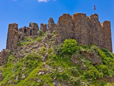 Армянское наследие: монастыри Ованаванк, Сагмосаванк и крепость Амберд