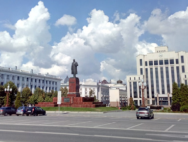 Респектабельный центр Казани: Площадь Свободы и Красная слобода
