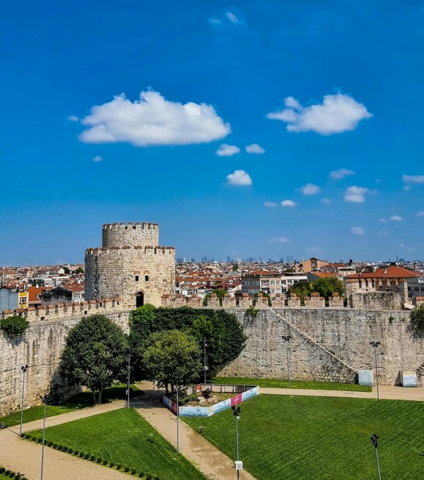 История крепостных стен Константинополя