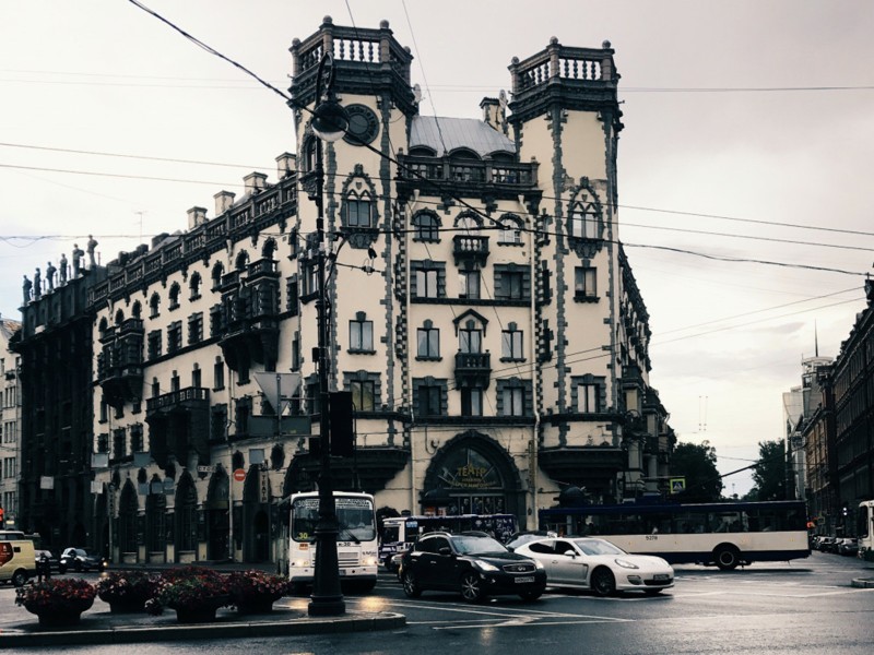 Мобильный квест в Петербурге «Тайны Петроградской стороны»