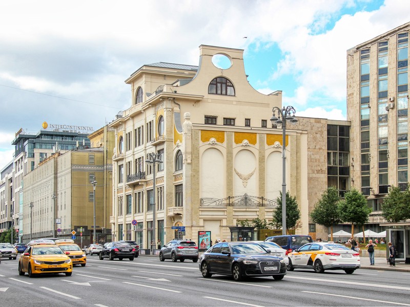 Дом переехал: как в Москве передвигали здания