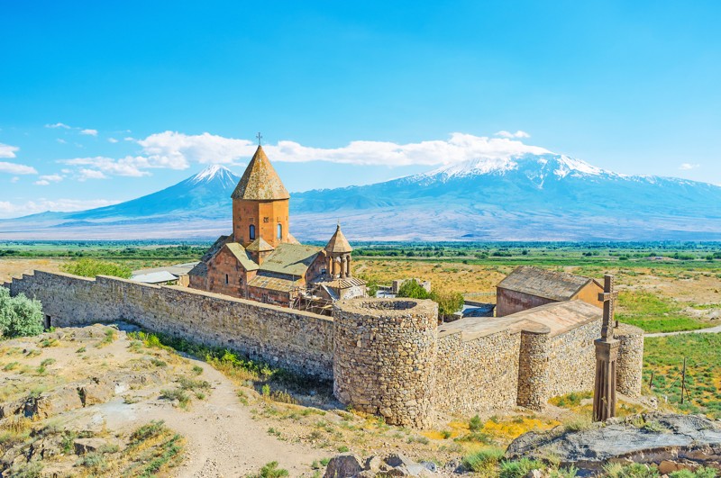 Тур-знакомство с Арменией: знаменитые храмы, Симфония камней и розовая столица