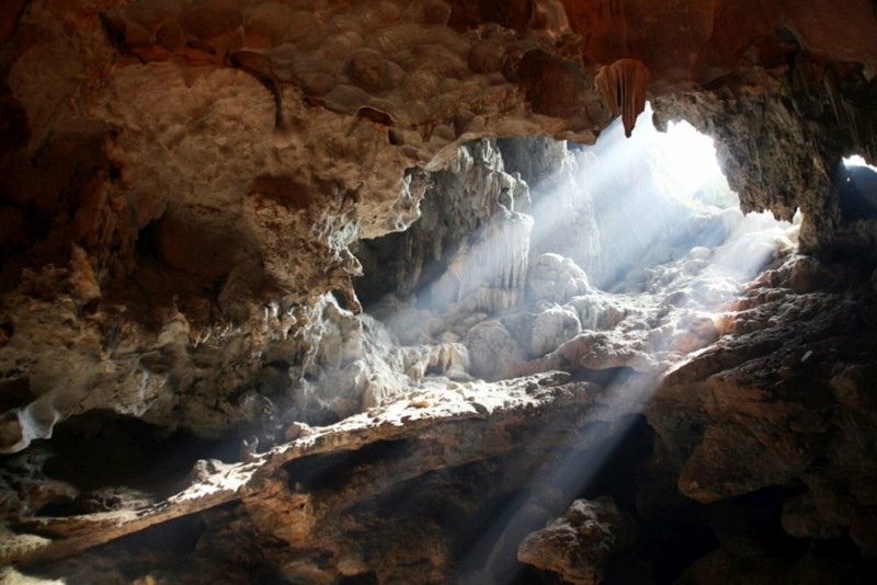 Пещера Хазрата Дауда: священное и живописное место в горах