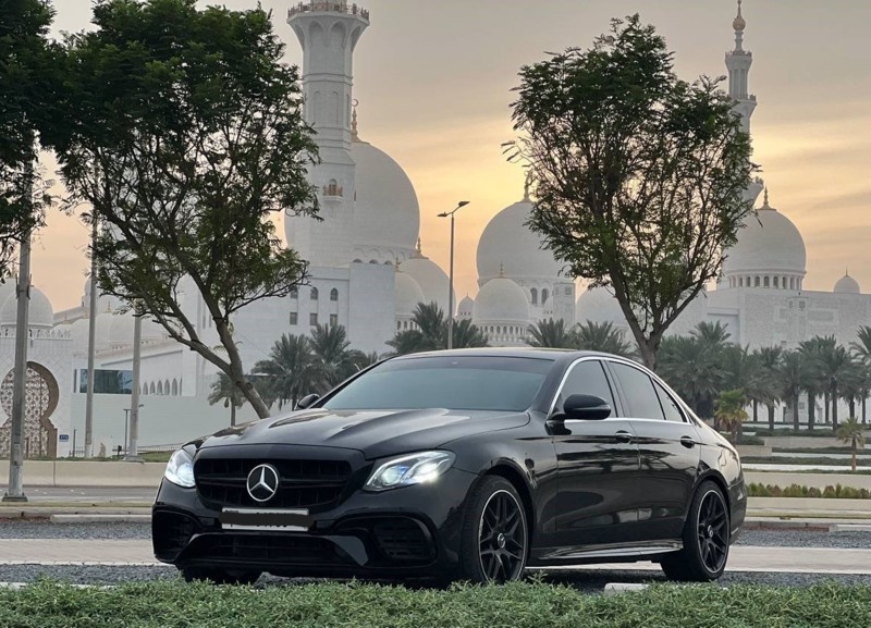 VIP-экскурсия по Абу-Даби на Mercedes бизнес-класса