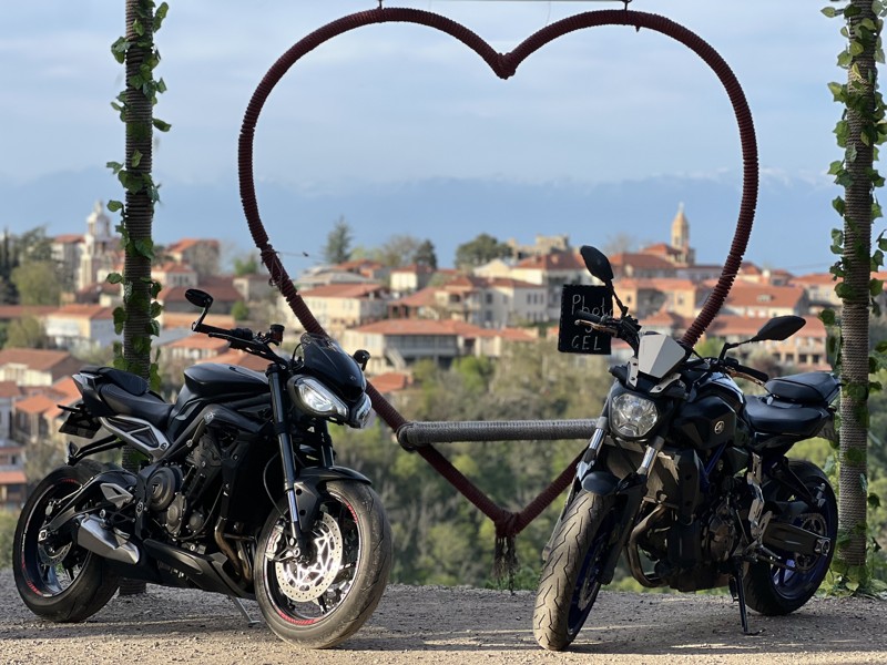 На мотоцикле — в город любви Сигнахи