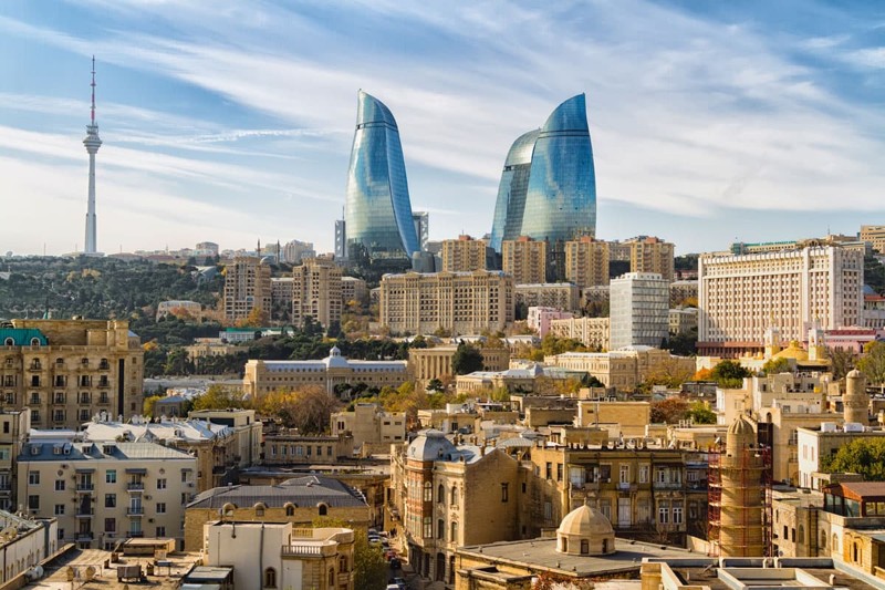 Большое путешествие по Азербайджану: неделя в стране гор, нефти и древностей