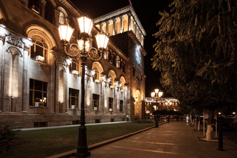 Вечерняя романтика Еревана — в мини-группе с гидом-историком