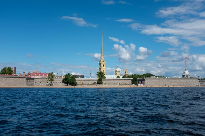 Такая разная Петропавловка...