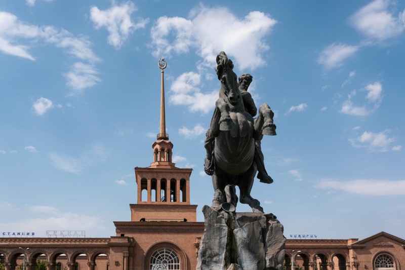 Ереванские хроники: от древнего Шенгавита к площади Республики