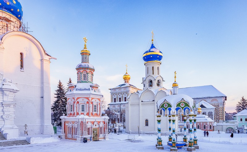 Тур в новогоднюю сказку: в гости к Снегурочке, фольклорный мастер-класс и храмы Золотого кольца