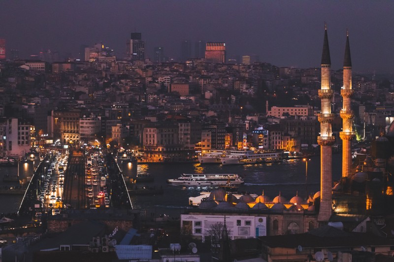 Авто-пешеходное знакомство с ночным Стамбулом