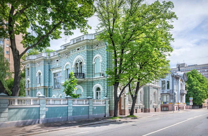 Посольства Москвы: загадки и тайны старинных особняков
