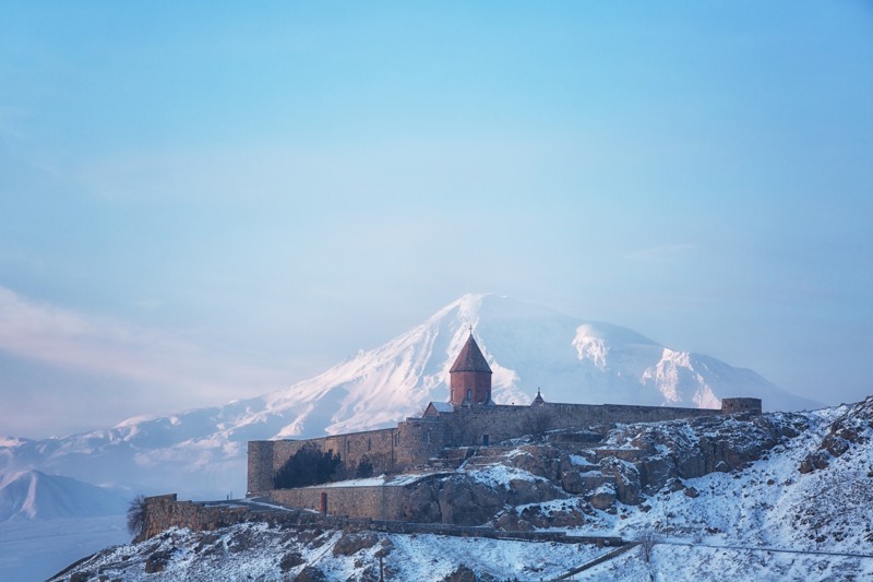 Три древних армянских монастыря, пещера Арени и виды на Арарат!
