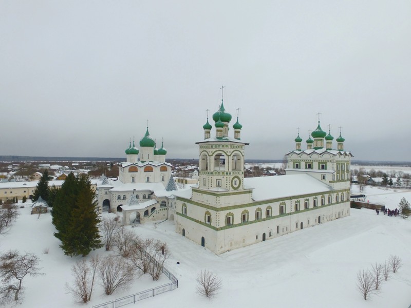 Три монастыря Великого Новгорода (на вашем автомобиле)