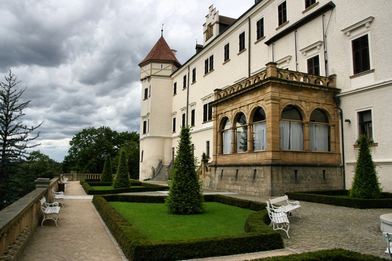 Из Праги — к замку Конопиште