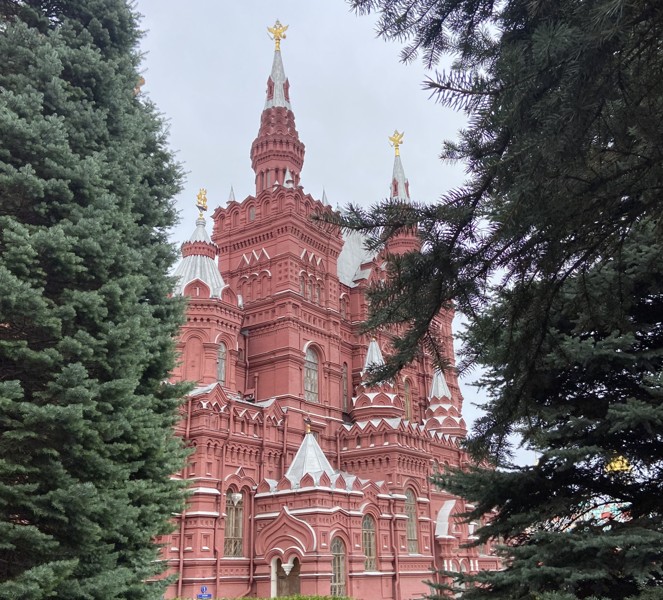 Красная площадь – портал в историю Москвы