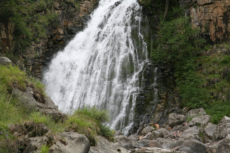Путешествие к затерянному водопаду Кавказа