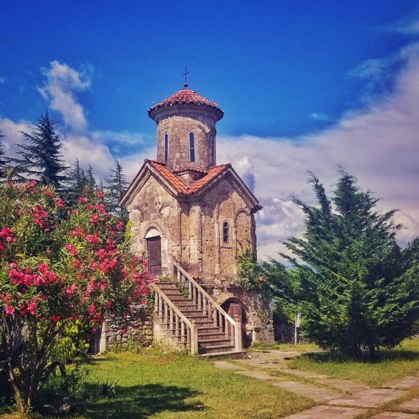 Из Кутаиси — к удивительным красотам Грузии