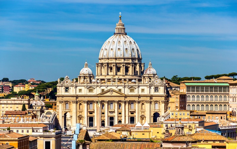 Государство Ватикан — от императора Константина до Муссолини (в группе)