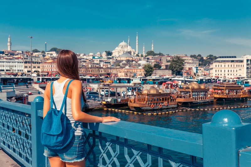 К живописным смотровым Стамбула на автомобиле с личным гидом