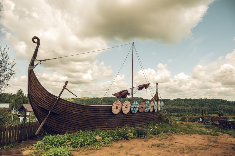 Дом-драккар викингов: экспедиция из Подмосковья в Средневековье