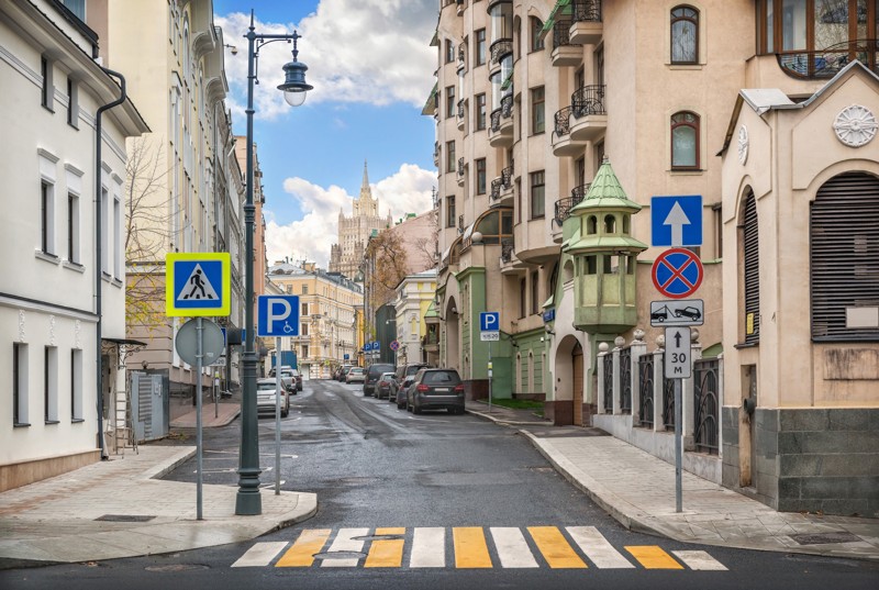 В окрестностях Кремля: Остоженка и её переулки (в мини-группе)