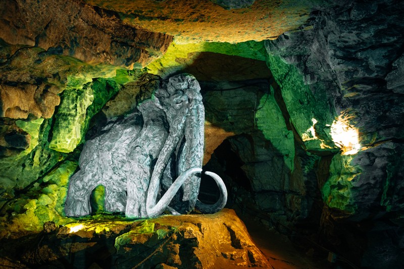 4 в 1: Кунгурская пещера, Кунгур, Белогорский монастырь и скала Ермак