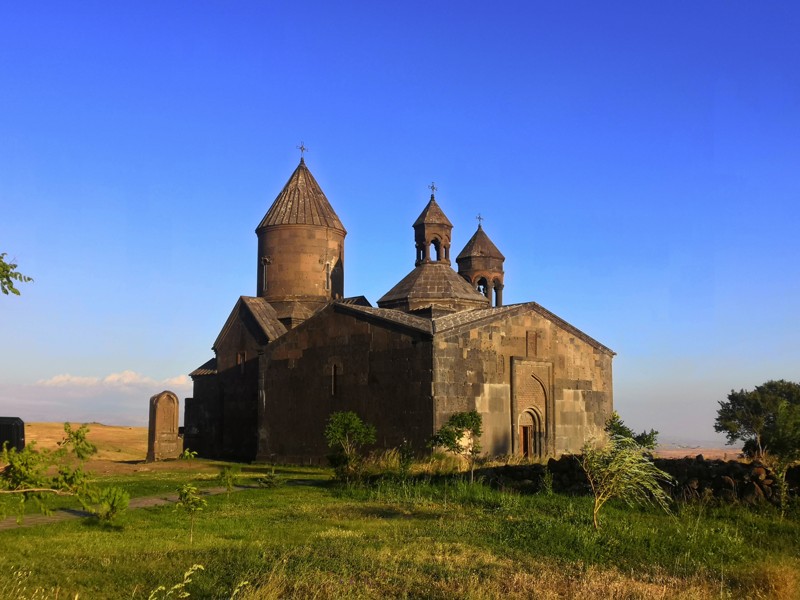 Ущелье реки Касах: древние монастыри и памятник армянскому алфавиту