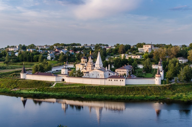 По славным городам Тверской области из Санкт-Петербурга