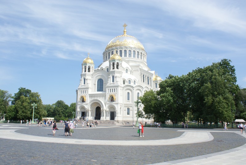 Групповая экскурсия в Ораниенбаум, Меншиковский дворец и Морской собор